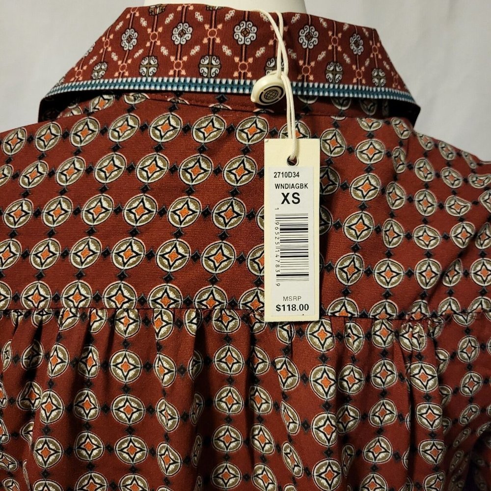 MAX STUDIO Women's Long-Sleeve Blouse Red & Tan Geometric Design Size XSmall NWT - Picture 5 of 7